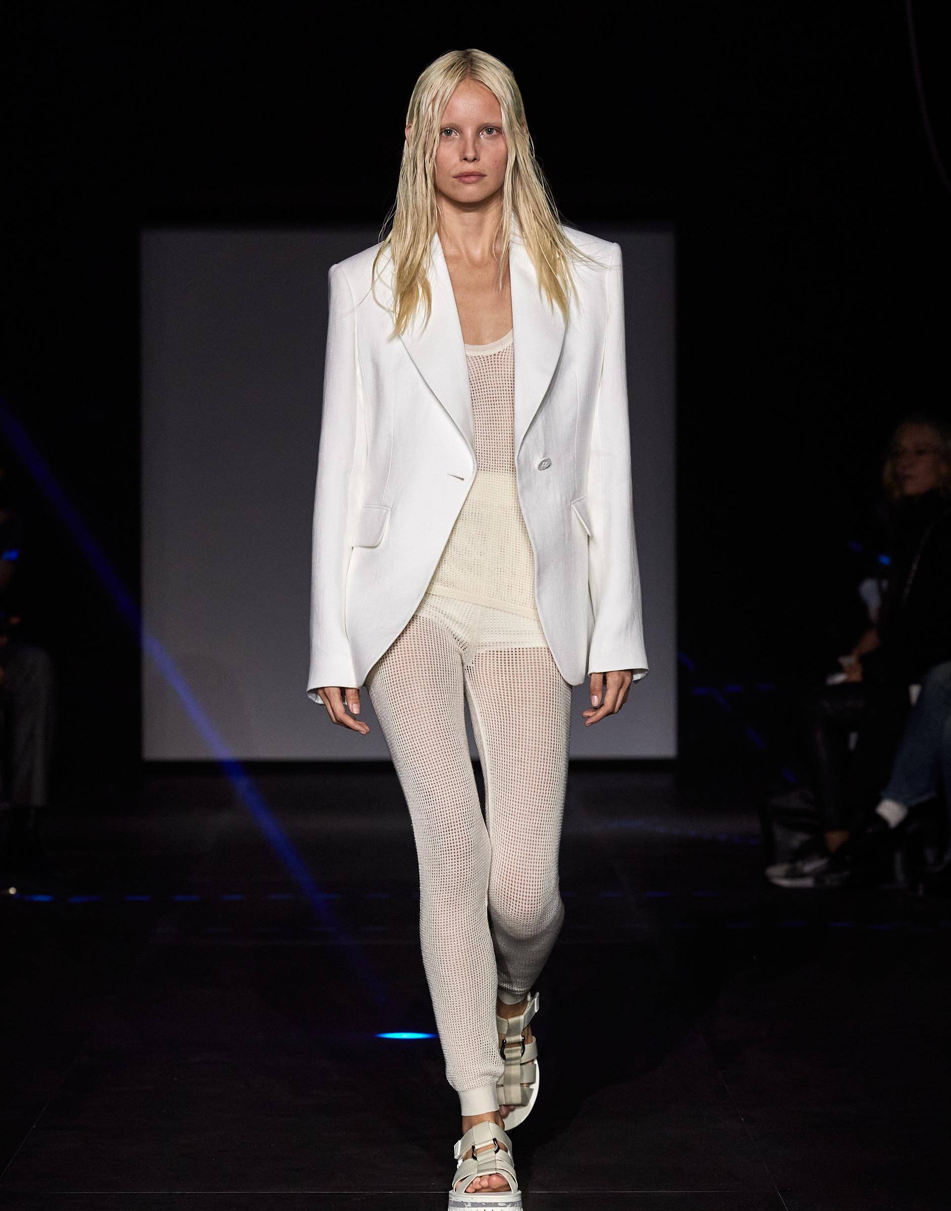 chloé 2023高级环保材料时装秋季发布会:演绎时尚聚变能源_系列