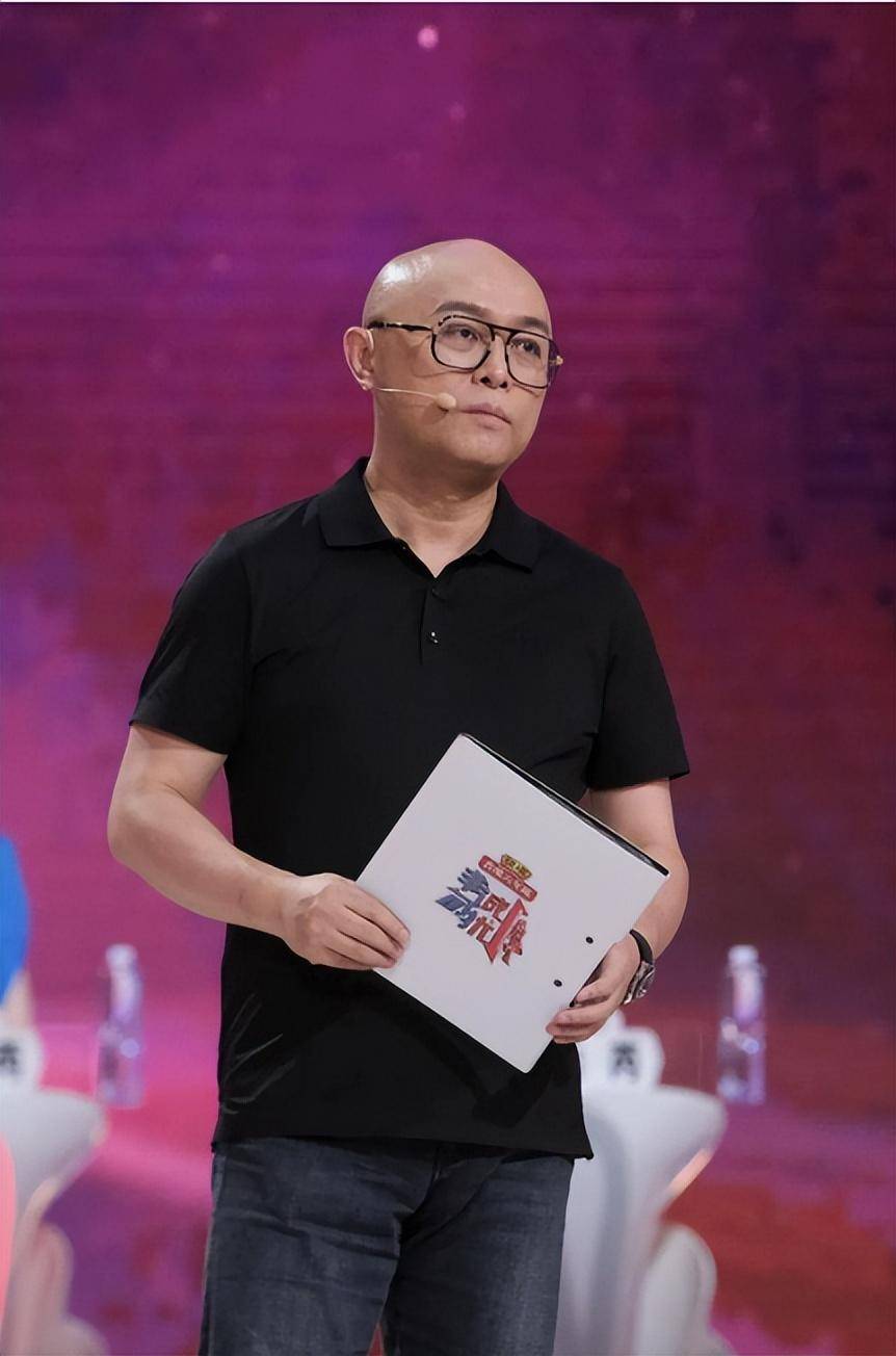 事实证明,逐渐"消失"的著名主持人孟非,已经走上了另一条道路_类节目