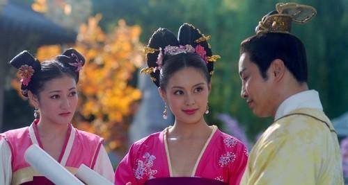 有种整容叫换造型,造型师可以让女演员成丑女,也可