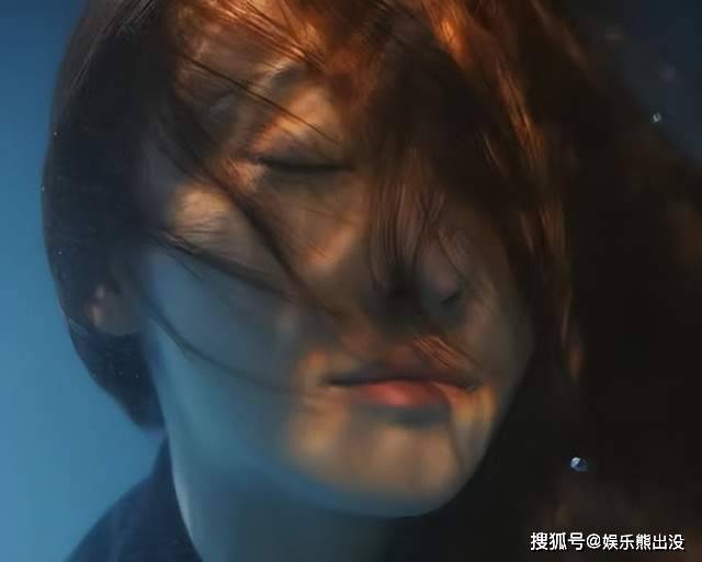 为你逆光而来：双胞胎交换人生，老人死前生吞钥匙，真相是什么？