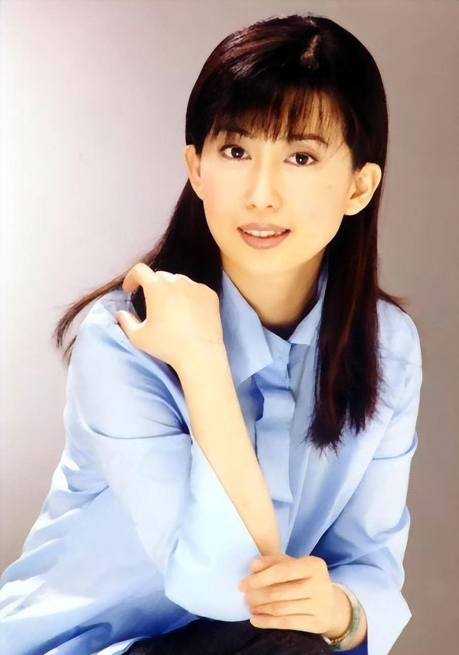 她曾火爆全国,却被传婚内出轨,前夫下场狂撕,11岁儿子出面力挺_孟庭苇