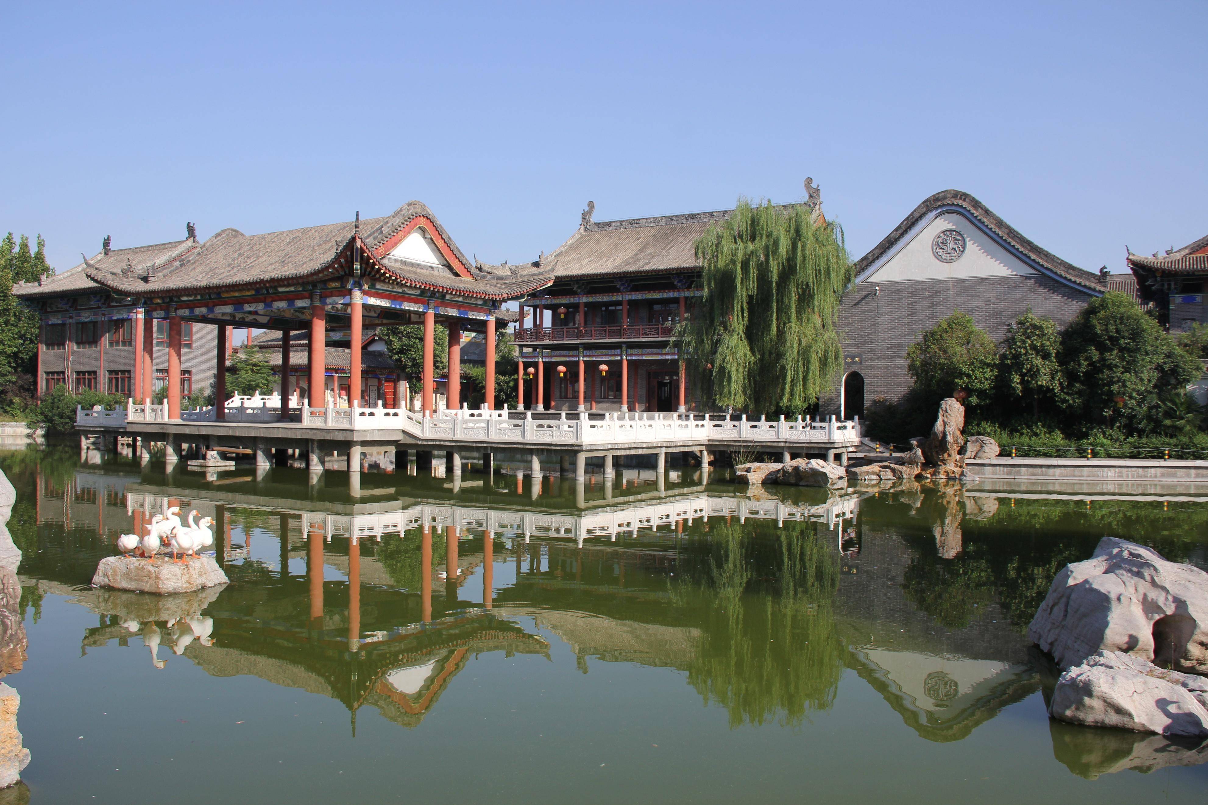 中国·洛阳大宋名相园"五一"小长假穿汉服免费游名园看百姓大舞台歌舞