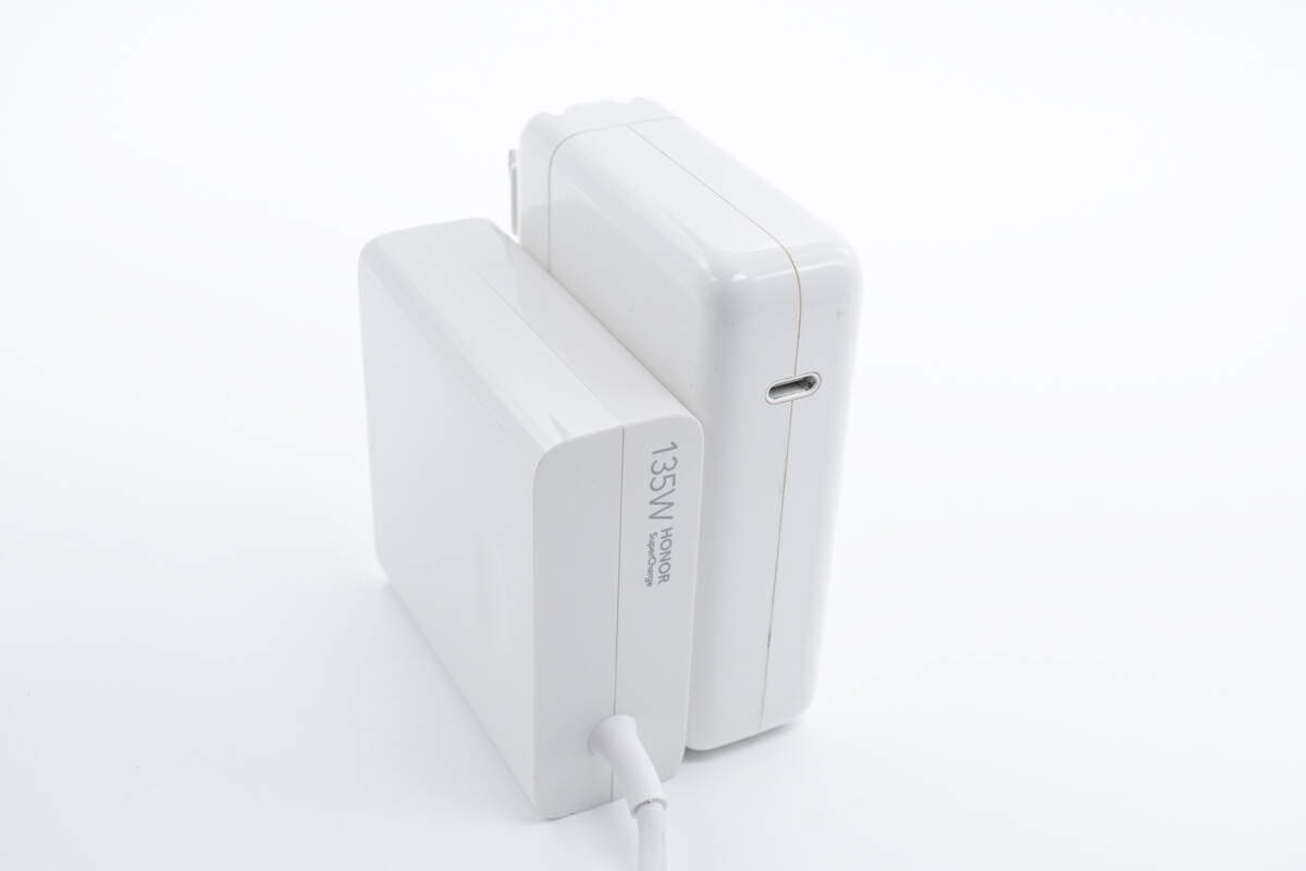 pd   scp 66w快充,电脑,手机更优的充电体验,荣耀135w充电器评测_测试