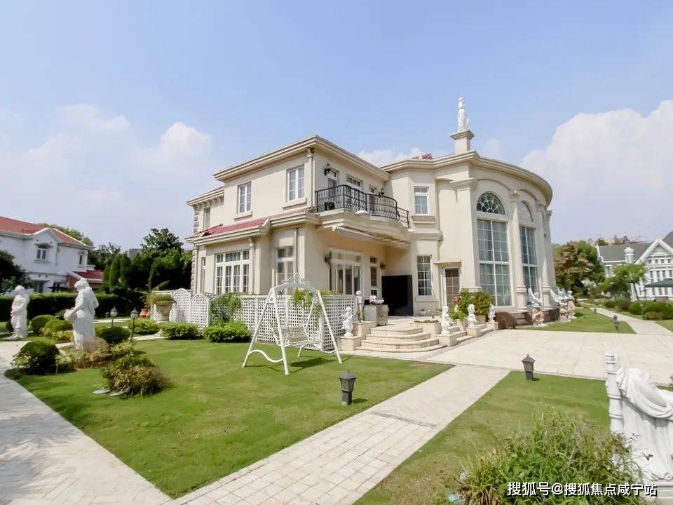 西郊庄园建面约315～553平占地2-3亩