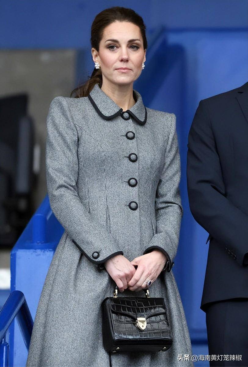 bennett,rupert sanderson,gianvito rossi.