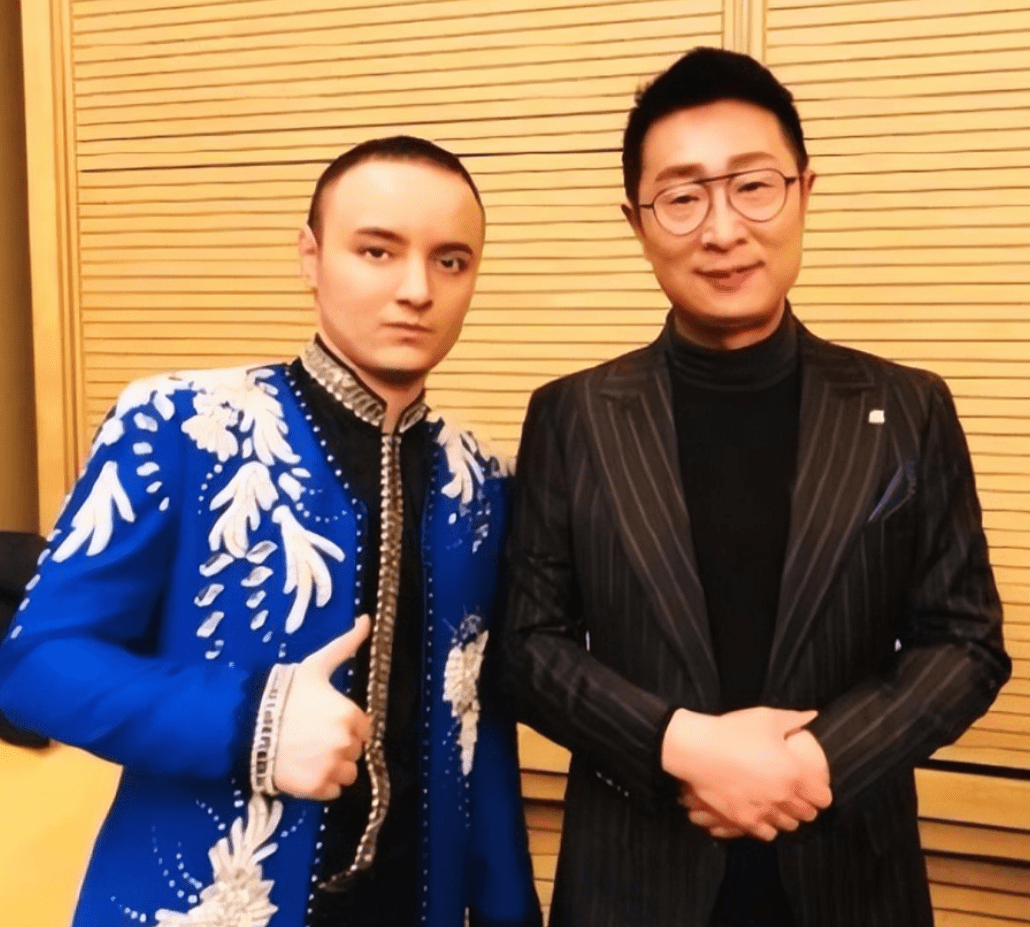 阿尔法:曾经是红极一时的童星,成年后有心痛和眼泪,如今怎样了_父母