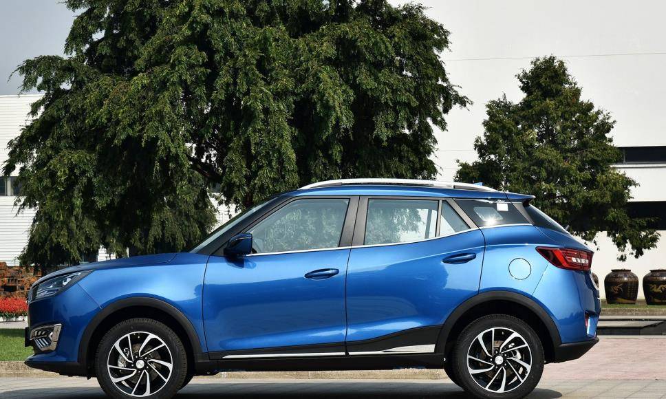 为上班族打造的众泰t300,比哈弗h6舒适,油耗5.8l,4.