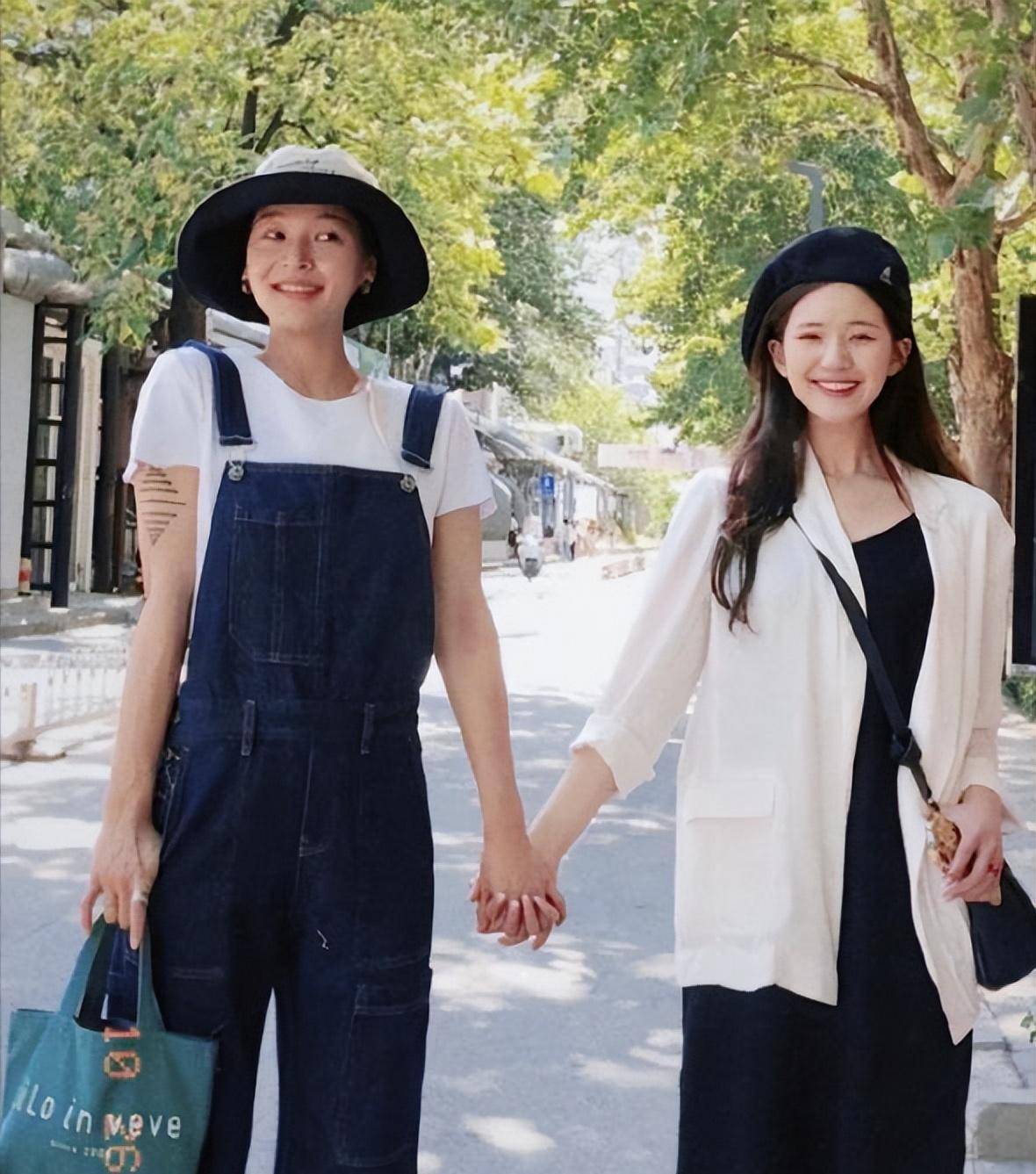 赵露思24岁生日,多位闺蜜晒照为其庆生,吴磊无动静引发质疑_吴露_祝福