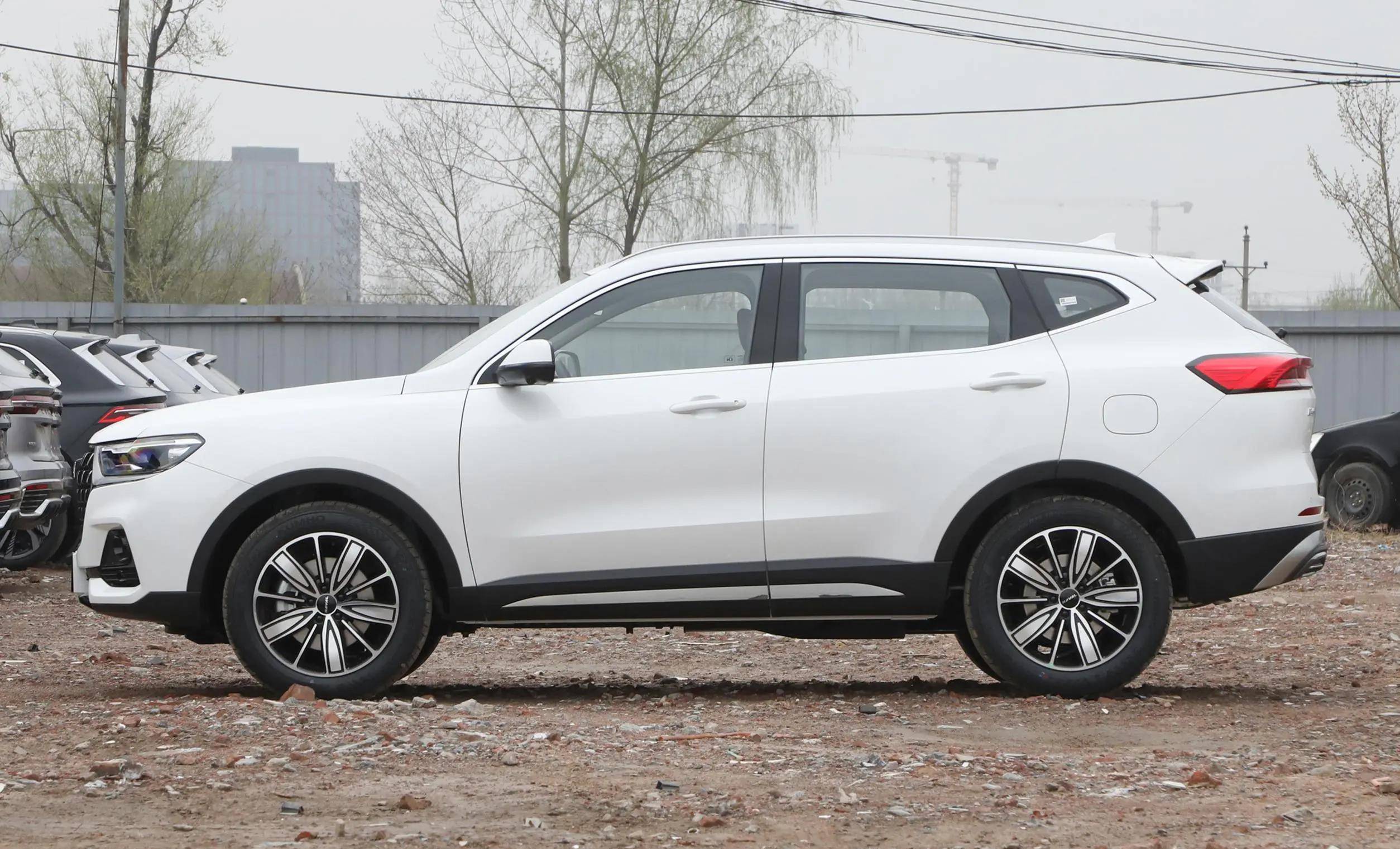 2023款哈弗h6国潮版上市,前脸,配置有所调整,9.