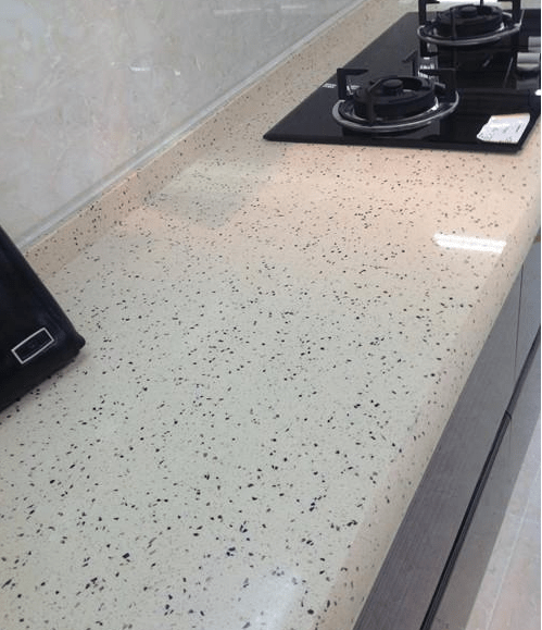 橱柜石英石台面如何选?300元和900元差在哪里?