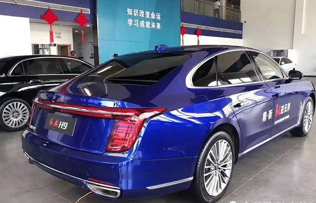 国内首辆"红旗h9"蓝色版到店,标配空气悬挂 cdc减震系统,下月上市