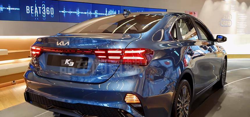 新款起亚k3首发亮相,颜值不输k5,内饰更显档次,1.