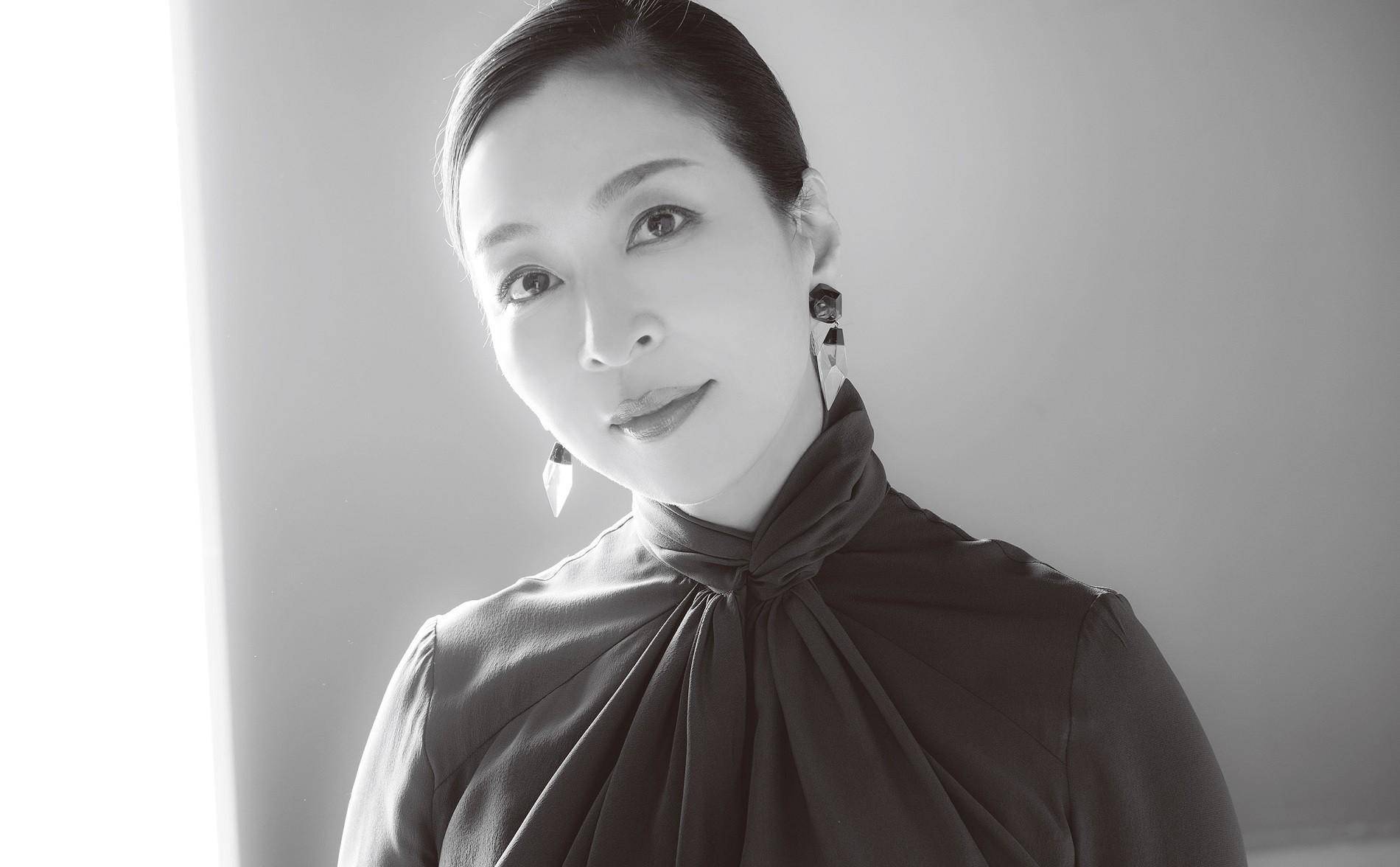 天海祐希、大地真央、黑木瞳、檀丽,盘点高人气的宝冢歌剧团OG_评价_退团_绀野真昼