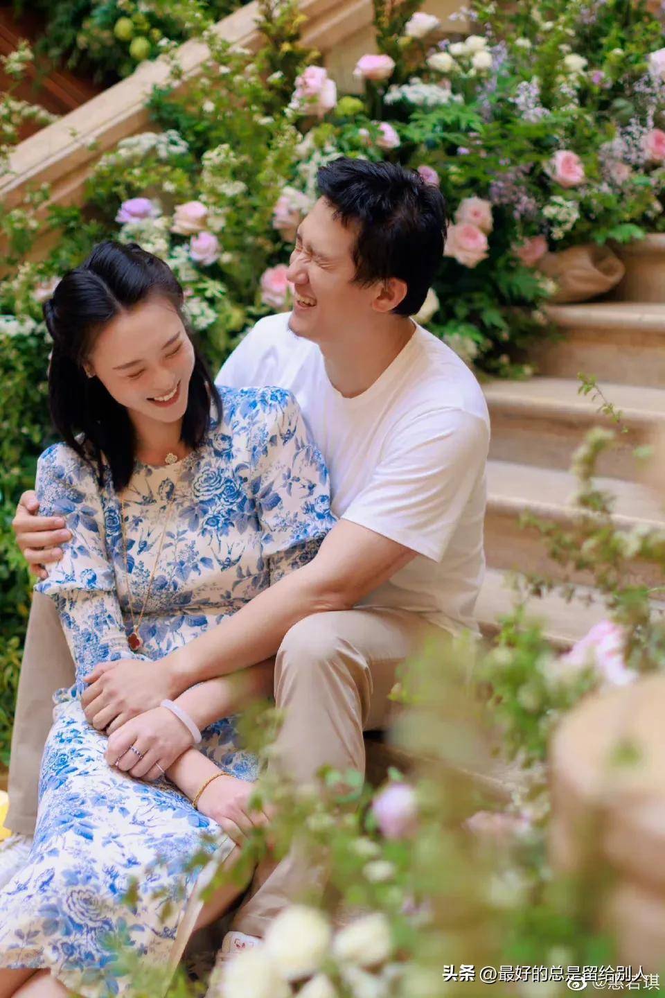 结婚五周年,惠若琪晒美照,一家三口幸福而甜蜜!_杨臻博_男人_才华