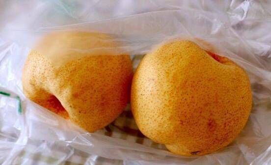 感冒咳嗽吃什么食物？常买这些蔬菜和水果，预防感冒（感冒咳嗽吃哪些蔬菜比较好）