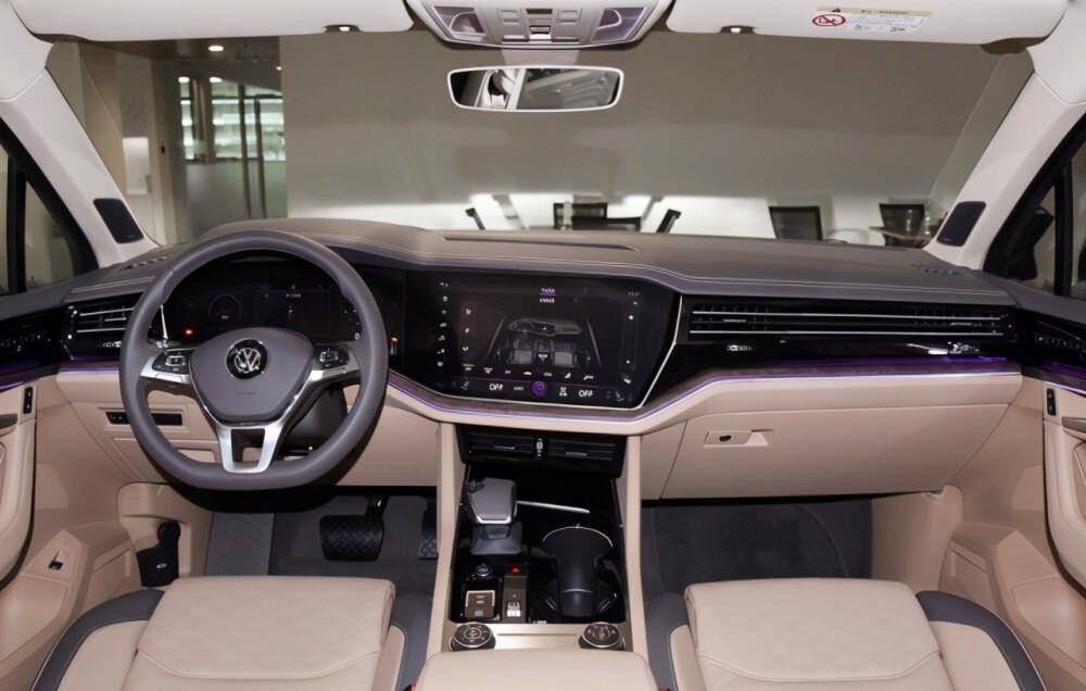 2023款"大众途锐"全面涨价,顶配竟卖到82.18万,网友:膨胀了!