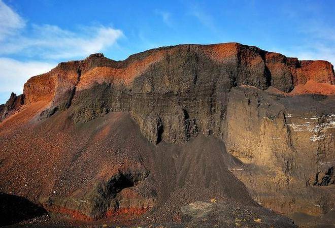 烏蘭哈達火山地質公園:坐落在內蒙古地區的