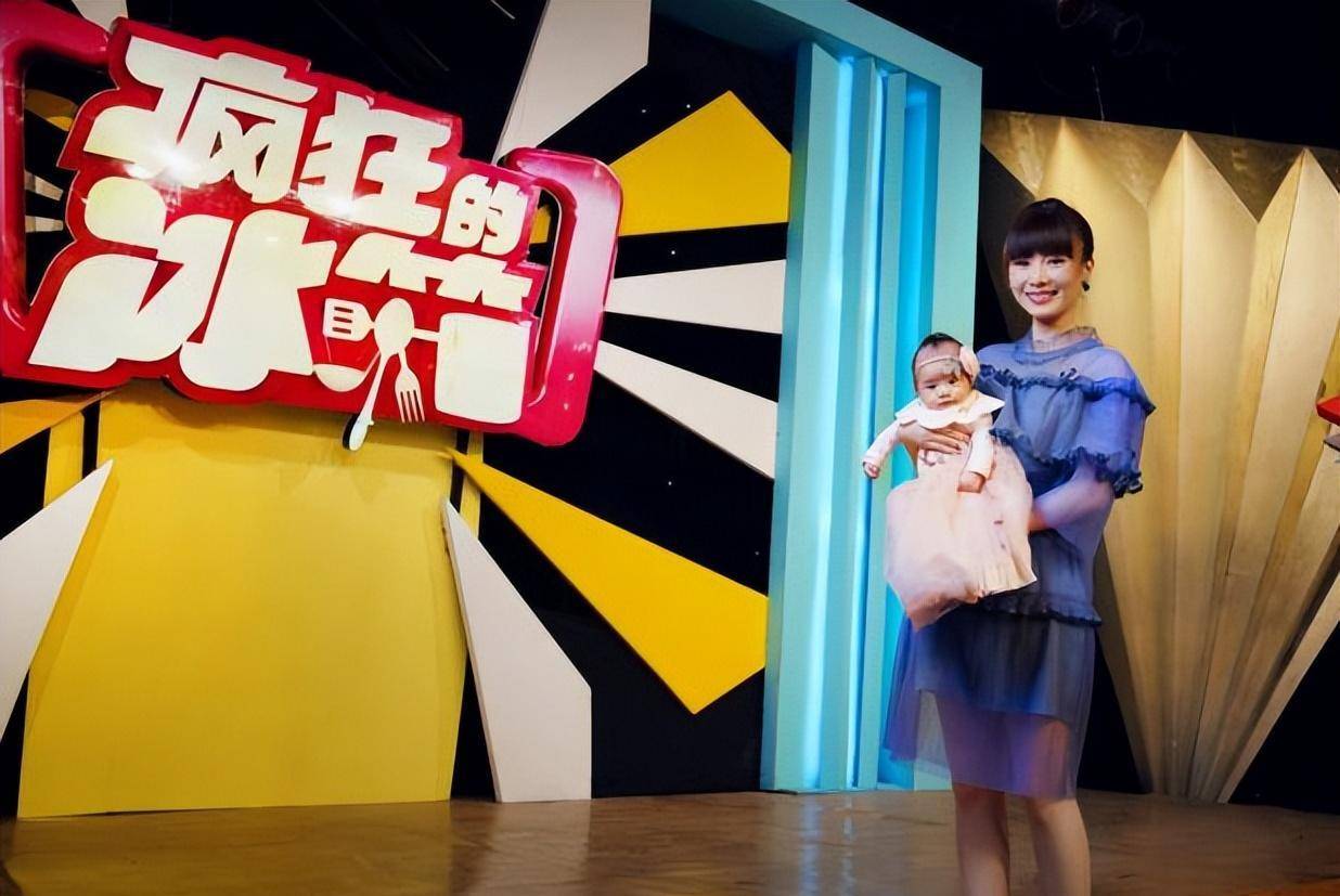 东方卫视万蒂妮,人红口碑好,被传婚变求助粉丝:大家帮我举报她_韩凌明