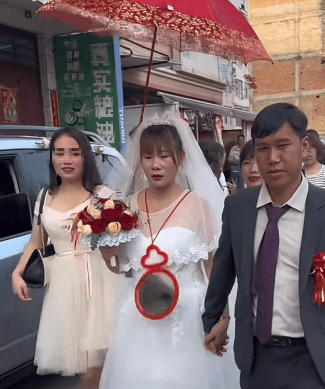从海报来看,此次南瓜哥结婚,邀请了哑舍,九红,利哥,林先生,衣哥,梦想