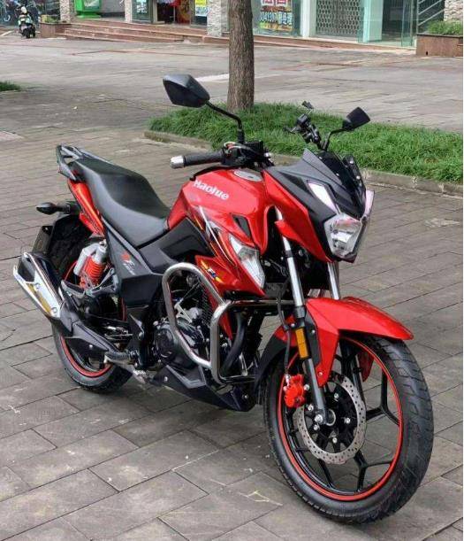 豪爵高品质150运动街车,高颜值提速猛,低油耗满油700公里_搜狐汽车