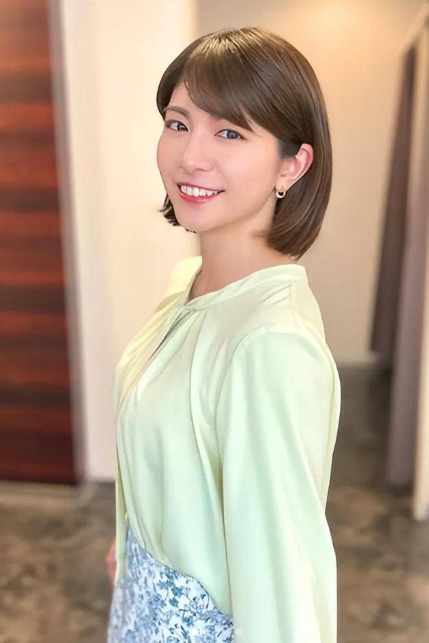 清新脱俗,身材不输模特的日本广播电视台主持人:千叶真由佳_观众们