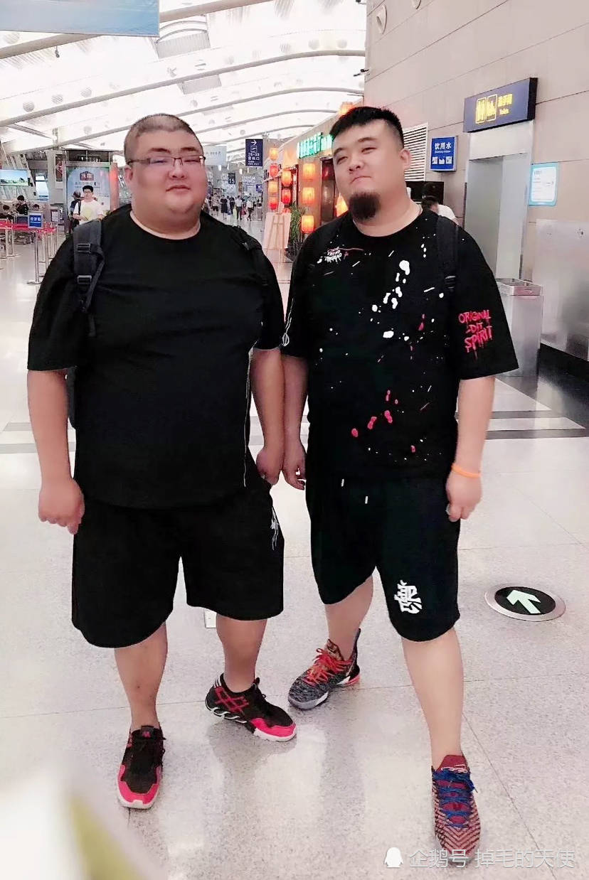 吃播"红雨老师"高调复出,走苦情路线引网友关注_工作_美食_视频