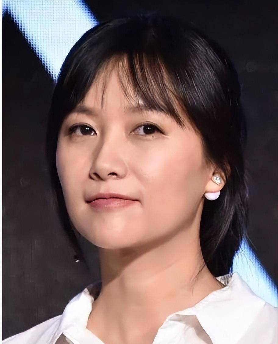 "京圈皇后"徐静蕾:收服王朔夺爱高圆圆,身家上亿却反对一夫一妻_黄觉