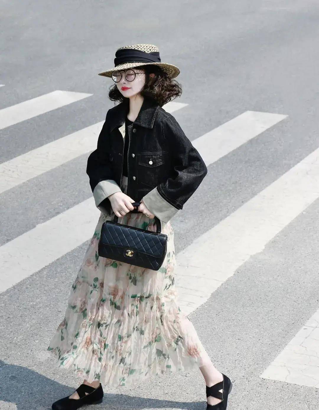 春天穿上花裙子,可以开心一整天_花花_上身_感觉