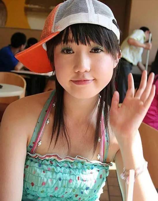 "网红模特"张筱雨,出道一年拍21套人体写真,今38岁仍孤身一人_照片