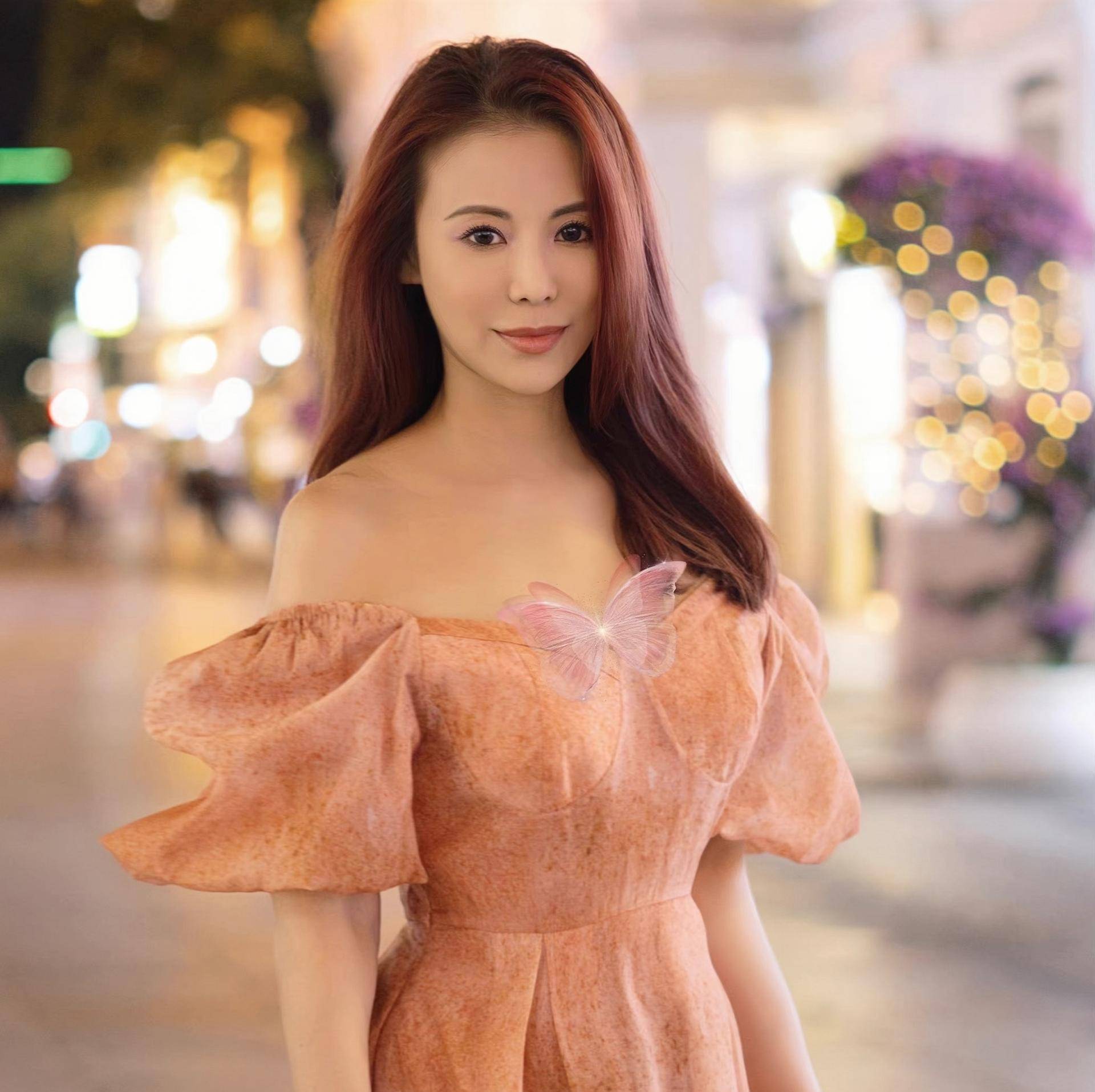 商演穿低身材裙遭咸猪手,悔婚后至今还单身_陈雅伦_演出_内地