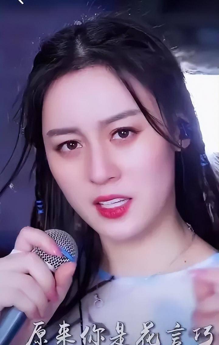 坐拥千万粉丝的网红歌手唐艺,她是如何靠着抖音一步步发家的_王新