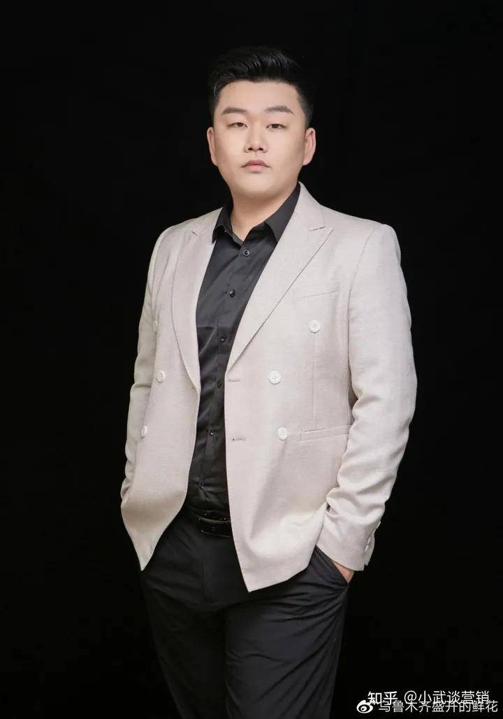 赵泽宇老师专访:为什么有那么多女性信赖认可他_舞台_专业_问题