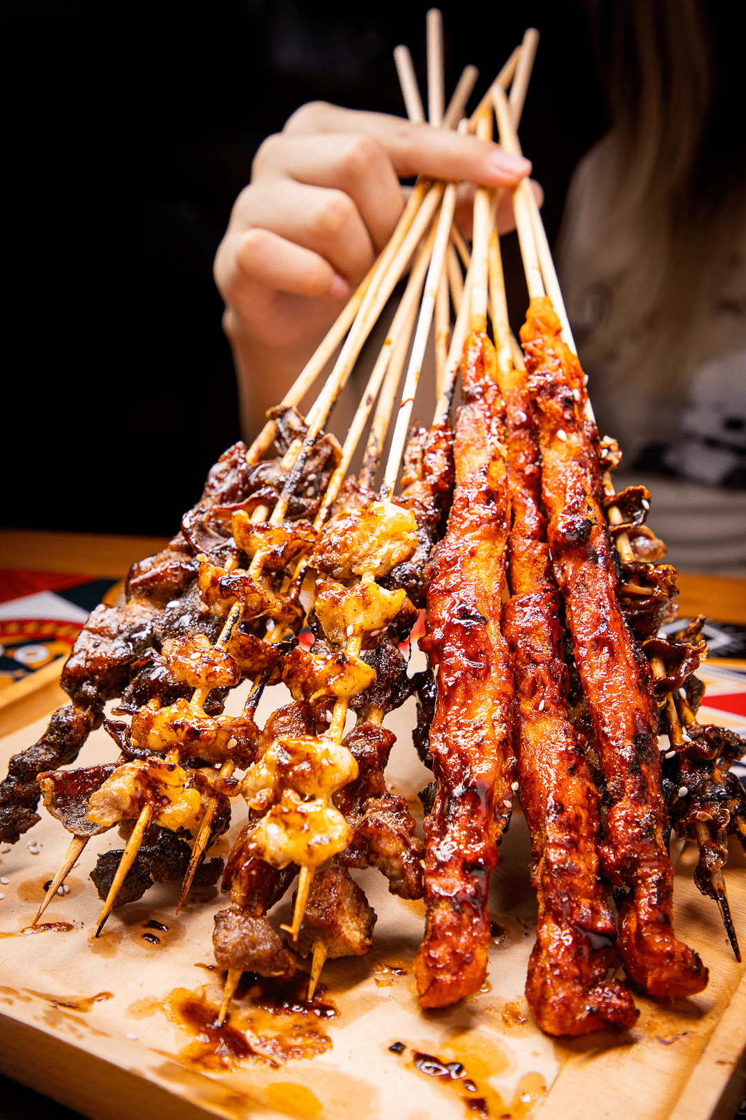 澳洲谷饲牛肉,美式鸡肉串,哈萨克羊肉等等,总有一款击中你的心