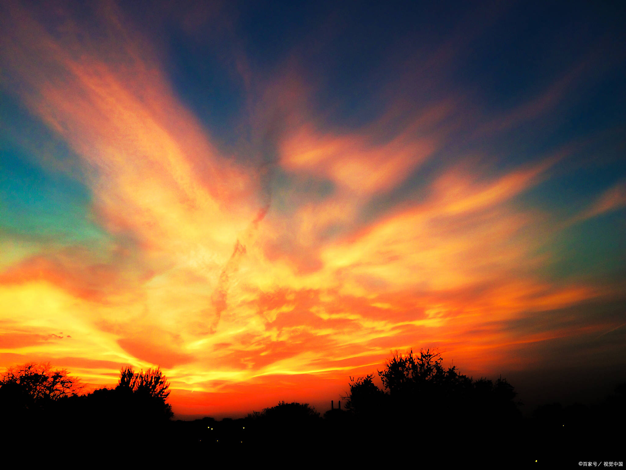 夕阳火烧云的短语_关于夕阳火烧云的唯美句子