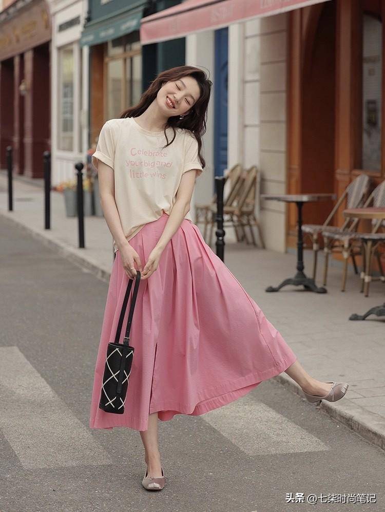 夏天穿裙子,搭这几双鞋,又舒服又好看