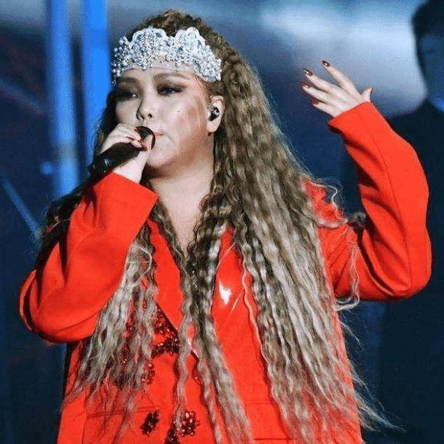 47岁张惠妹200斤,高热量奶茶不离手,她要如何瘦下来?_身材_因为_形象