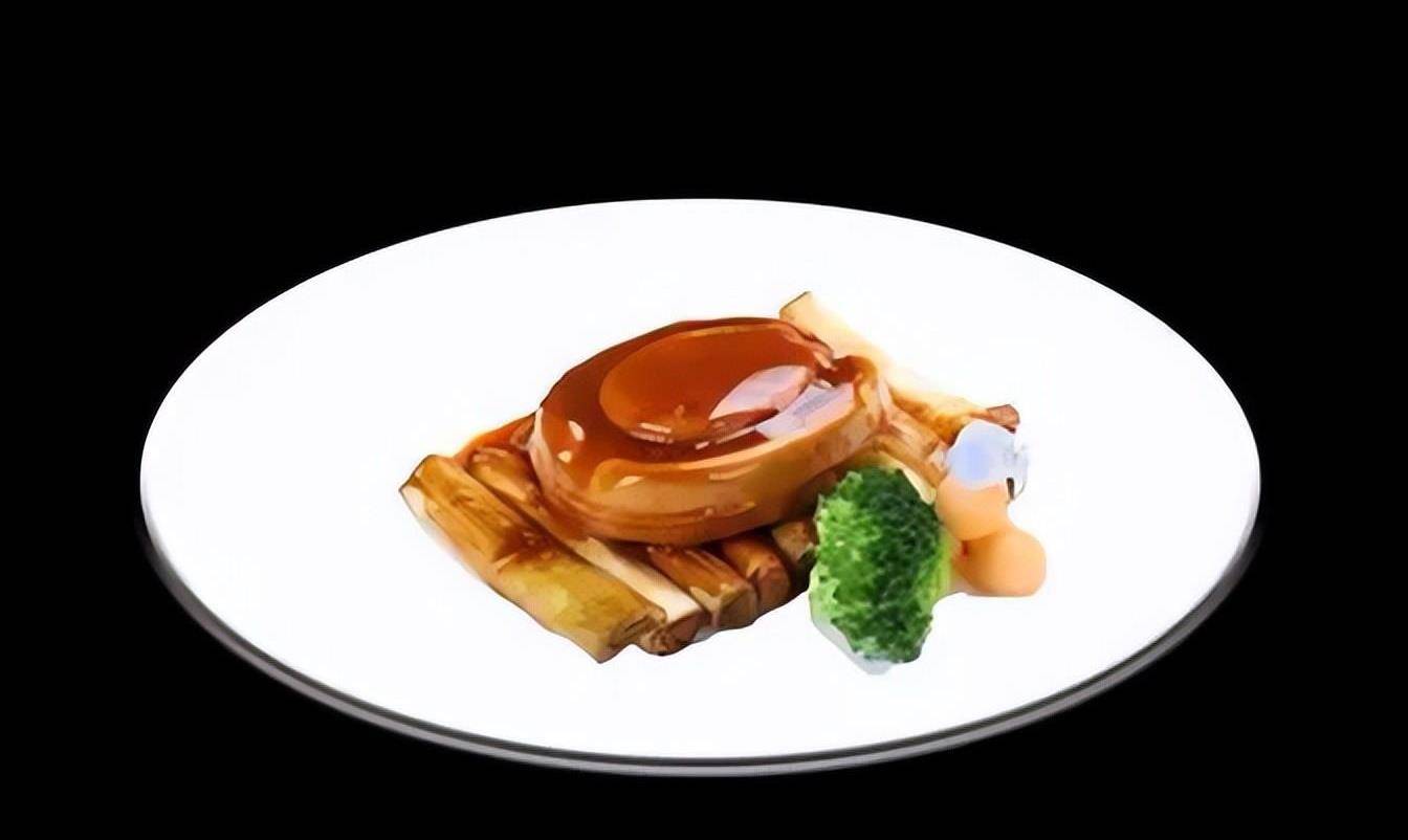 美食推荐:姜母鸭,黑蒜汁葱烧银鳕鱼,葱油汁烧素鲍鱼制作方法_备用