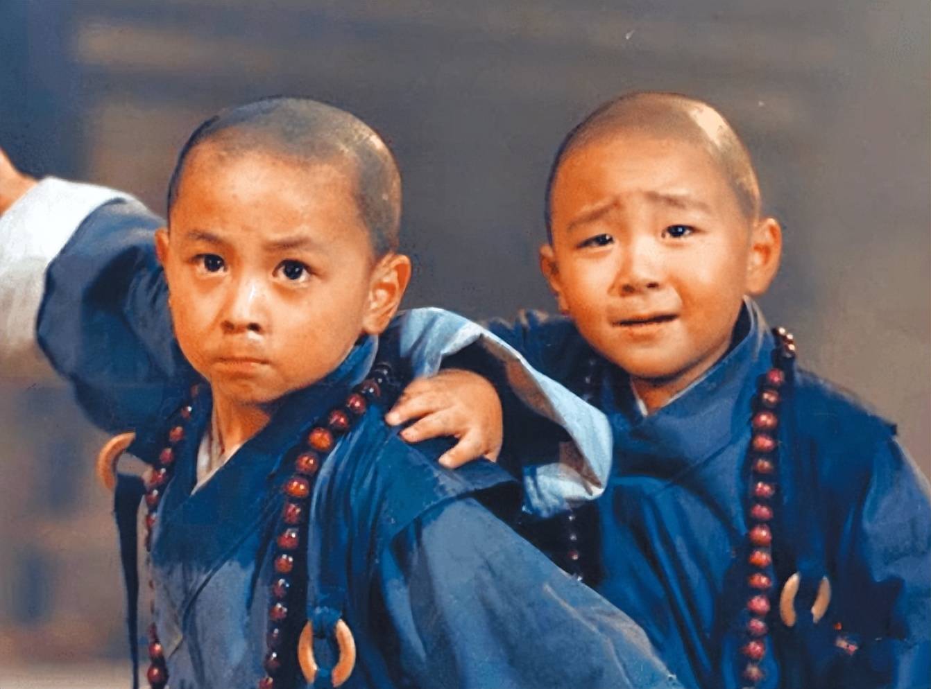 虽然长大后的郝劭文拍摄的影视剧不多,但他的样貌却跟小时候大差不差