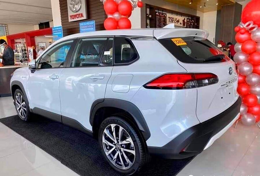 丰田"卡罗拉"跨界版到店,中网实在太凶悍,混动 四驱,又是爆款!