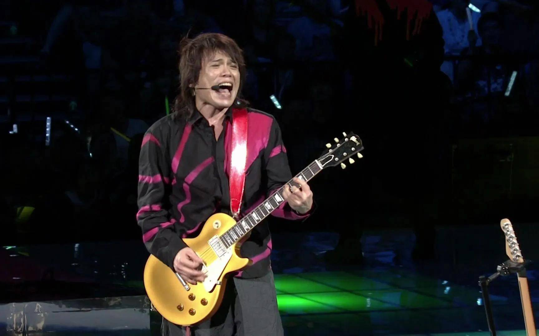 伍佰难得开嗓戳中华晨宇伤口,华神粉丝反击:你红的就那一首歌_歌迷