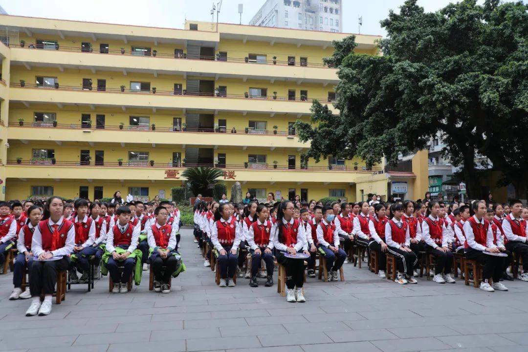 永川监狱到永川区萱花小学开展法治宣传进校园活动_青少年_犯罪_重庆