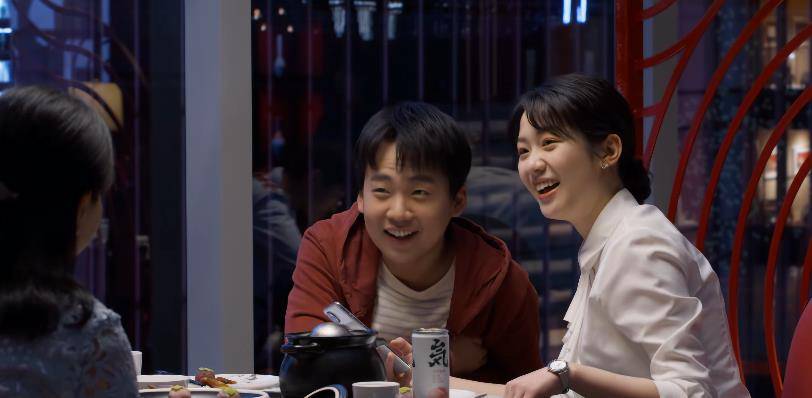 郭麒麟的"宝藏女友"真的是"三里屯三公主"吗?_向涵_李庚希_徐克