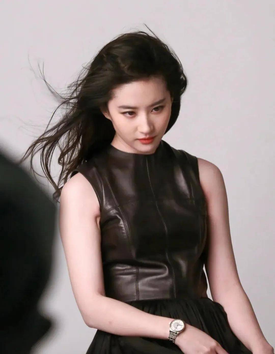 刘亦菲被霸凌风波升级!