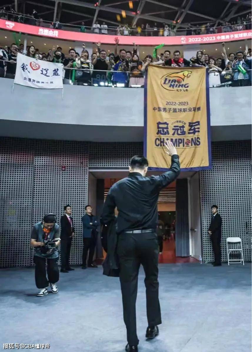 辽篮卫冕成功！全队创下七大纪录，堪称最具含金量总冠军！