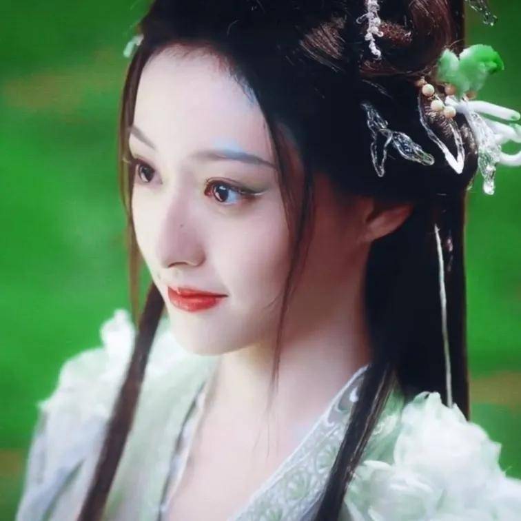 千位古装美人群像(十)总说现在的古装不如从前只是审美变了而已_赵露