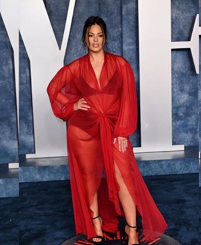 极致诱惑的大码模特:ashley graham_格雷厄姆_身体_内布拉斯加州