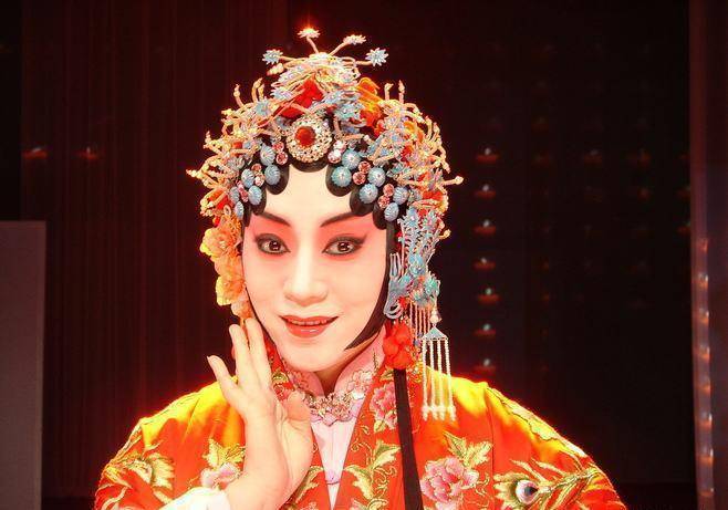 其实是程派一个巅峰,现在年轻演员谁能超过她们_迟小秋_刘桂娟_程砚秋