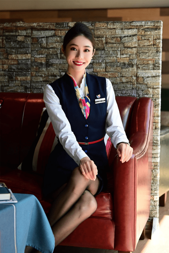 冠军:幸福航空 王国鑫最佳服务空姐的主要特徵是:服务品质佳,服务效率