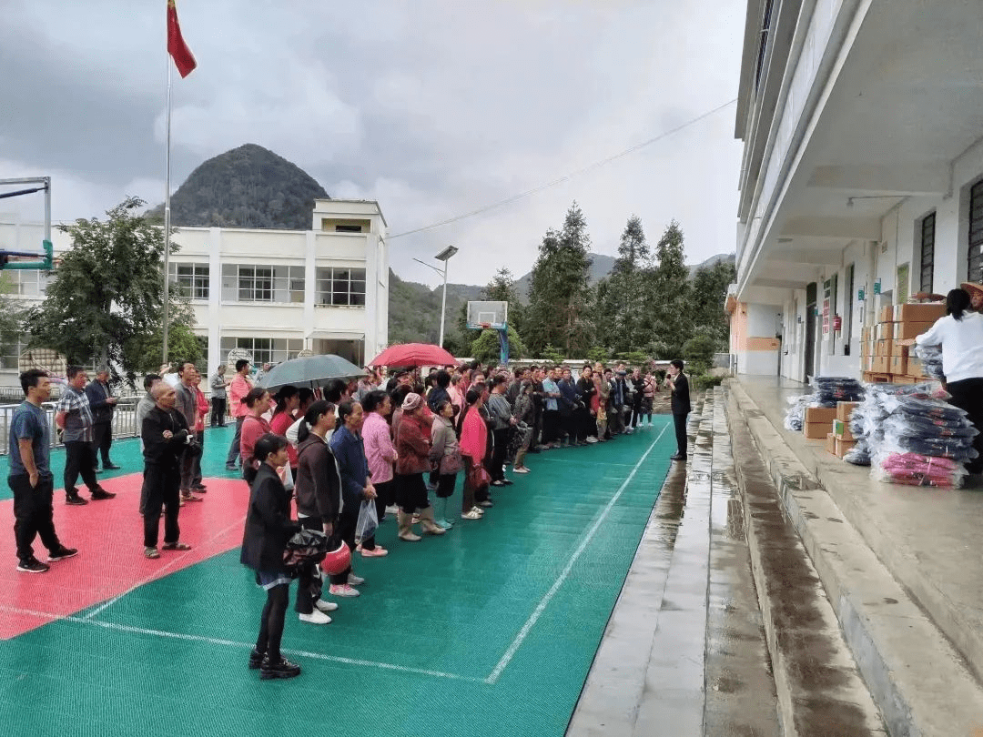 李升,最高人民检察院驻瓦厂村第一书记张北战,共青团西畴县委书记陆妮