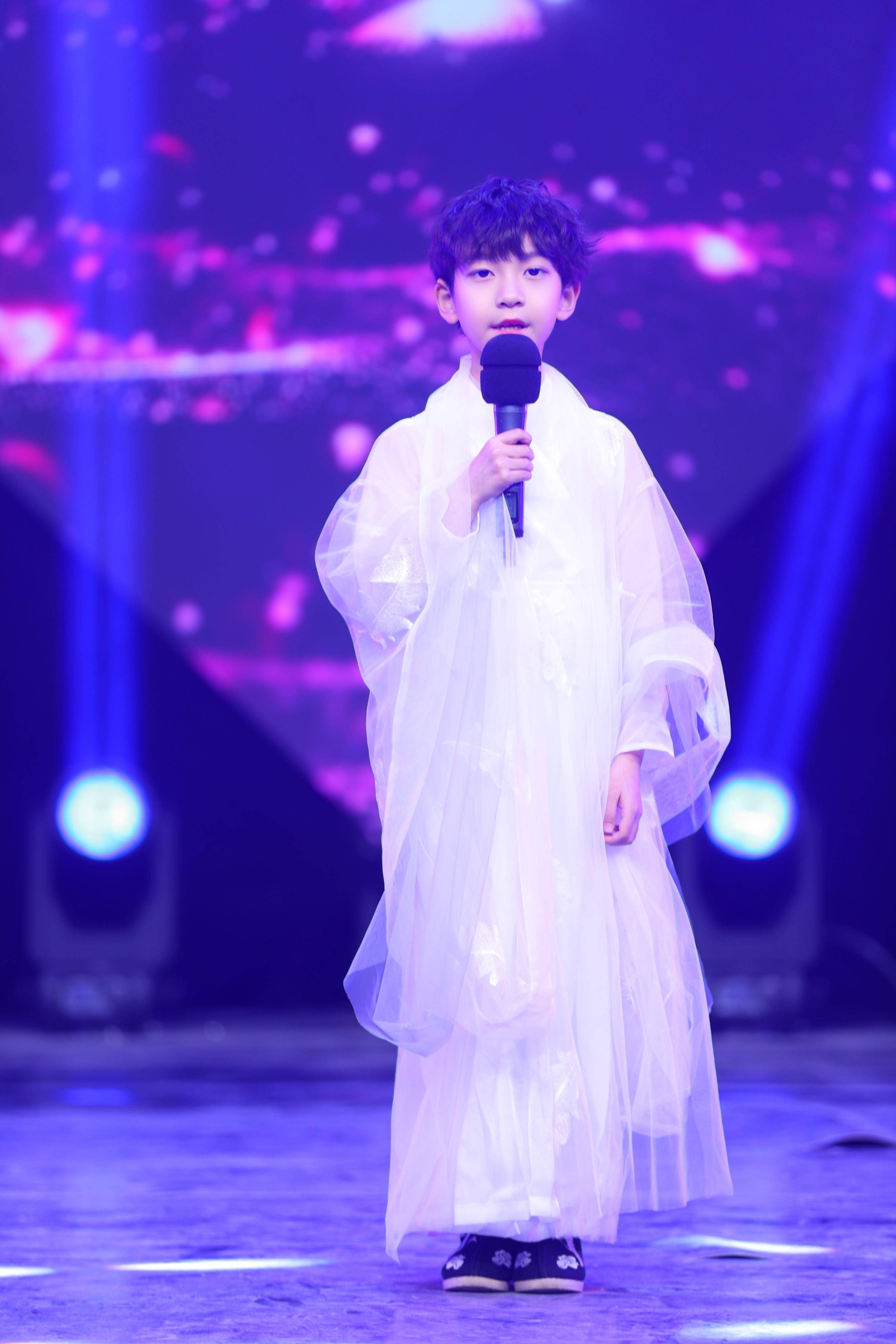 朱皓轩获华语金曲原创音乐盛典年度少儿星锐歌手奖_童模_中国_上海